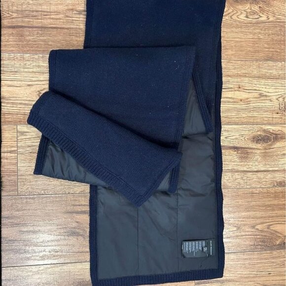 CLUB MONACO scarf. Puffer and knit. Navy blue. Excellent condition. Unisex - Picture 3 of 5